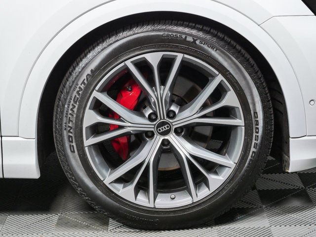 Used 2024 Audi Q8 Prestige AWD/4WD image 40