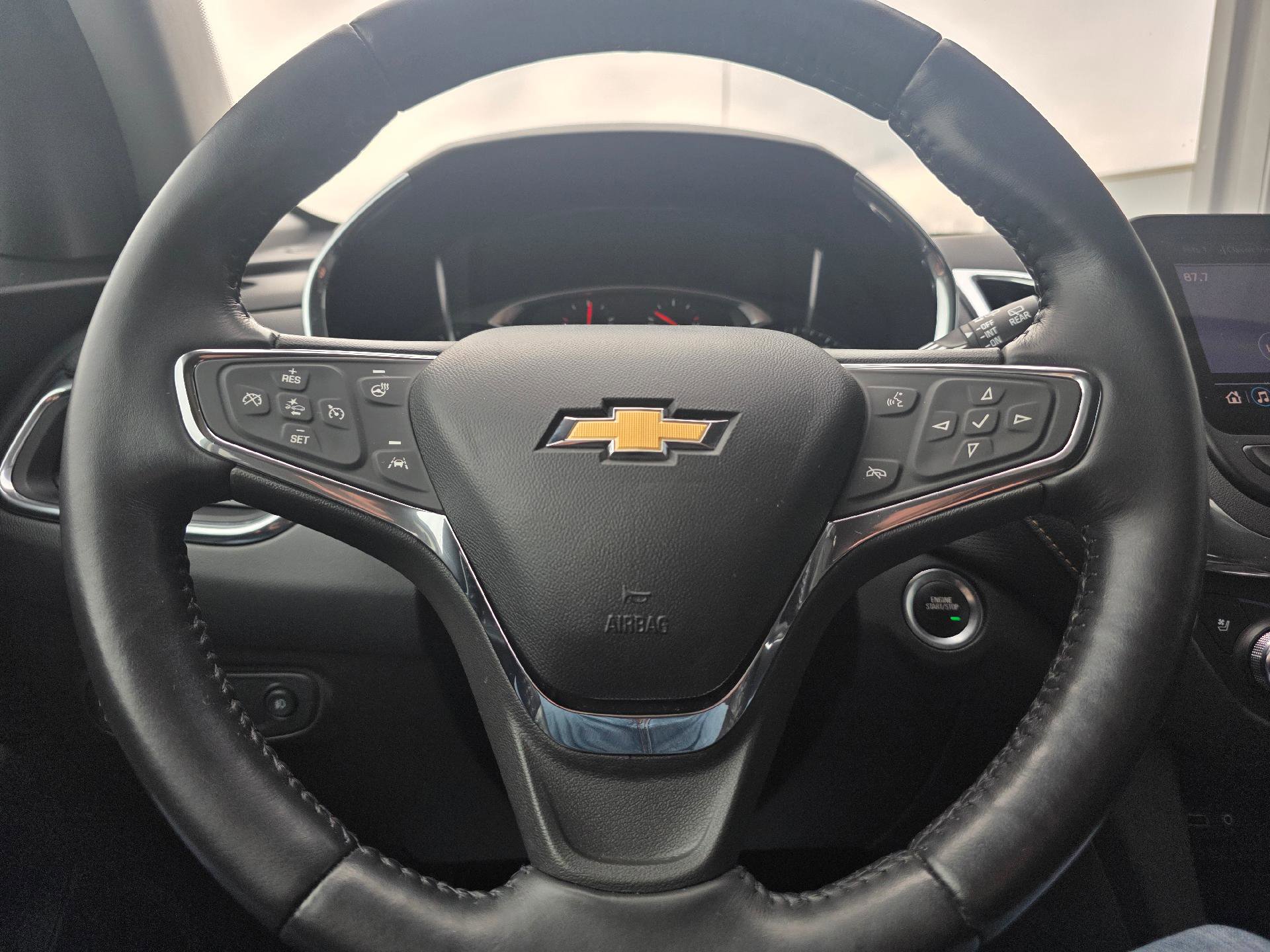 Used 2020 Chevrolet Equinox Premier AWD/4WD image 13