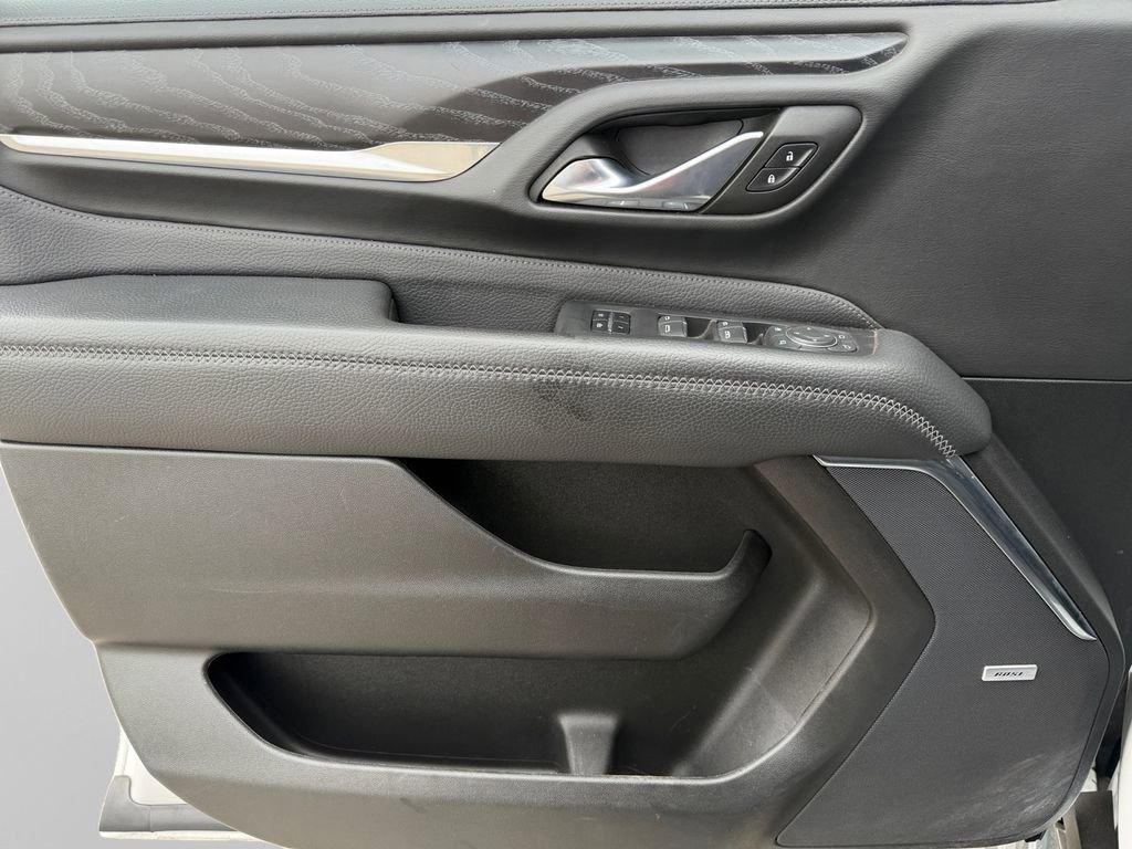 Used 2023 GMC Yukon Denali w/ Advanced Technology Package image 14