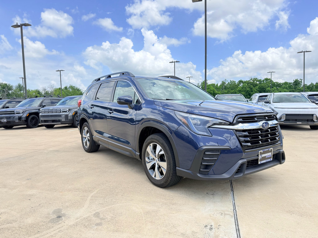 Used 2023 Subaru Ascent Premium w/ Convenience Package AWD/4WD image 3