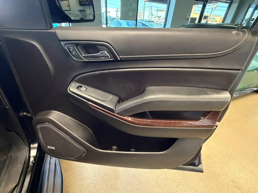 Used 2019 GMC Yukon SLT w/ Graphite Performance Edition image 42