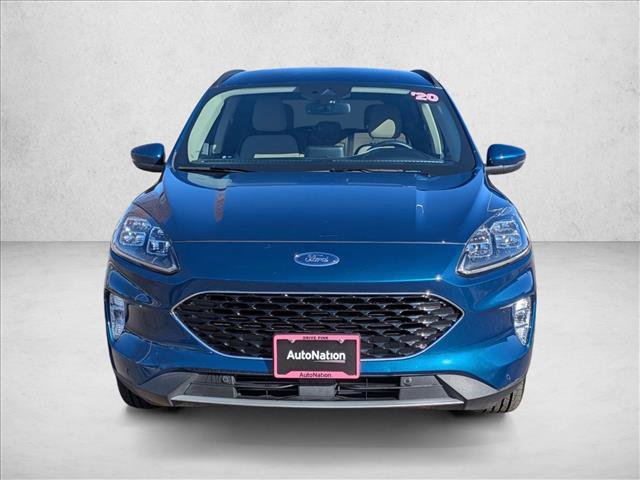 Used 2020 Ford Escape Titanium video 2