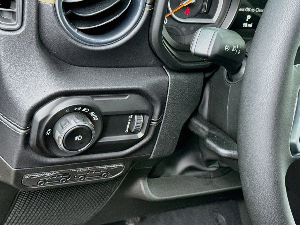 New 2027 Jeep Wrangler Unlimited Sahara AWD/4WD image 10