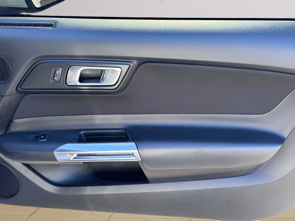 Used 2020 Ford Mustang EcoBoost w/ Equipment Group 101A image 10