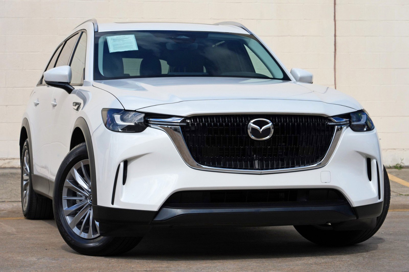 Used 2024 MAZDA CX-90 Plug-In Hybrid w/ Preferred AWD/4WD image 2