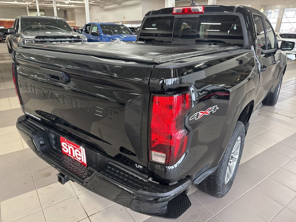 Used 2023 Chevrolet Colorado LT w/ LT Convenience Package II image 4