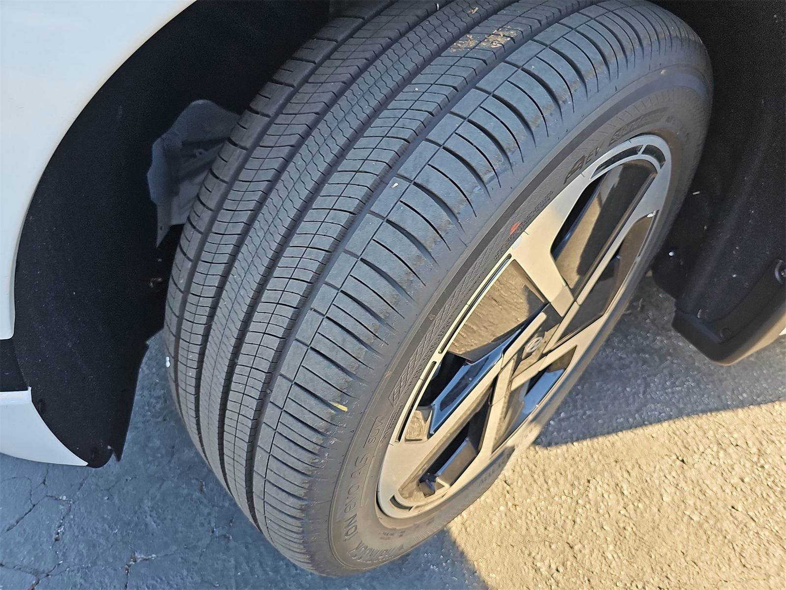 New 2026 Hyundai Ioniq 9 Calligraphy image 41