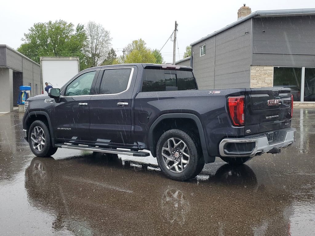 Used 2022 GMC Sierra 1500 SLT w/ SLT Premium Plus Package AWD/4WD image 5
