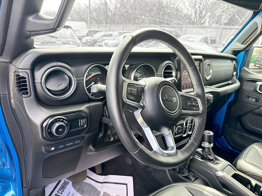 Used 2023 Jeep Wrangler Unlimited Sahara w/ Cold Weather Group image 10