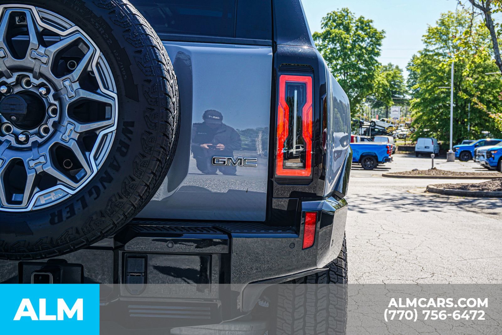 Used 2024 GMC Hummer EV 3X image 18