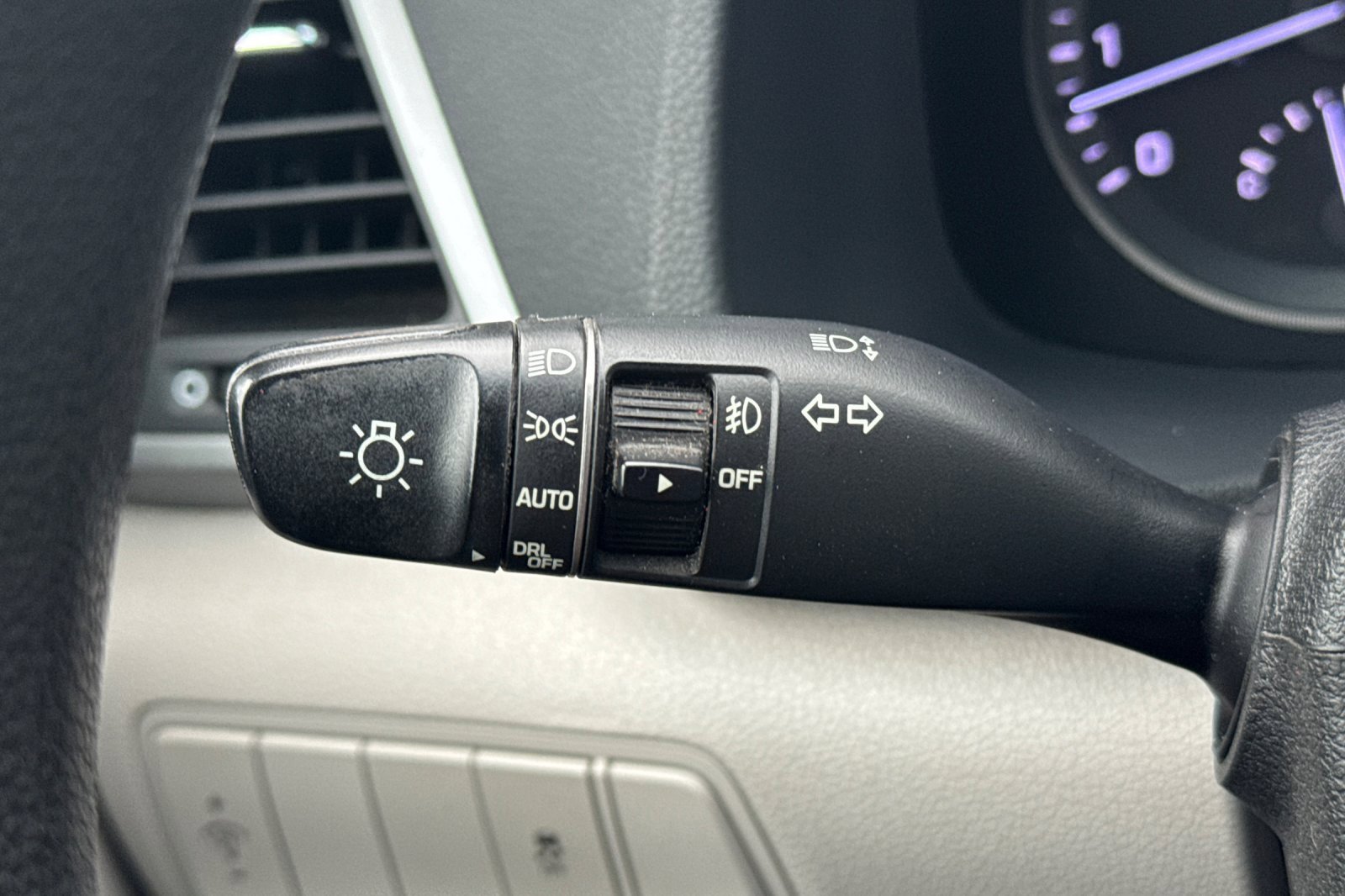 Used 2017 Hyundai Tucson SE image 37