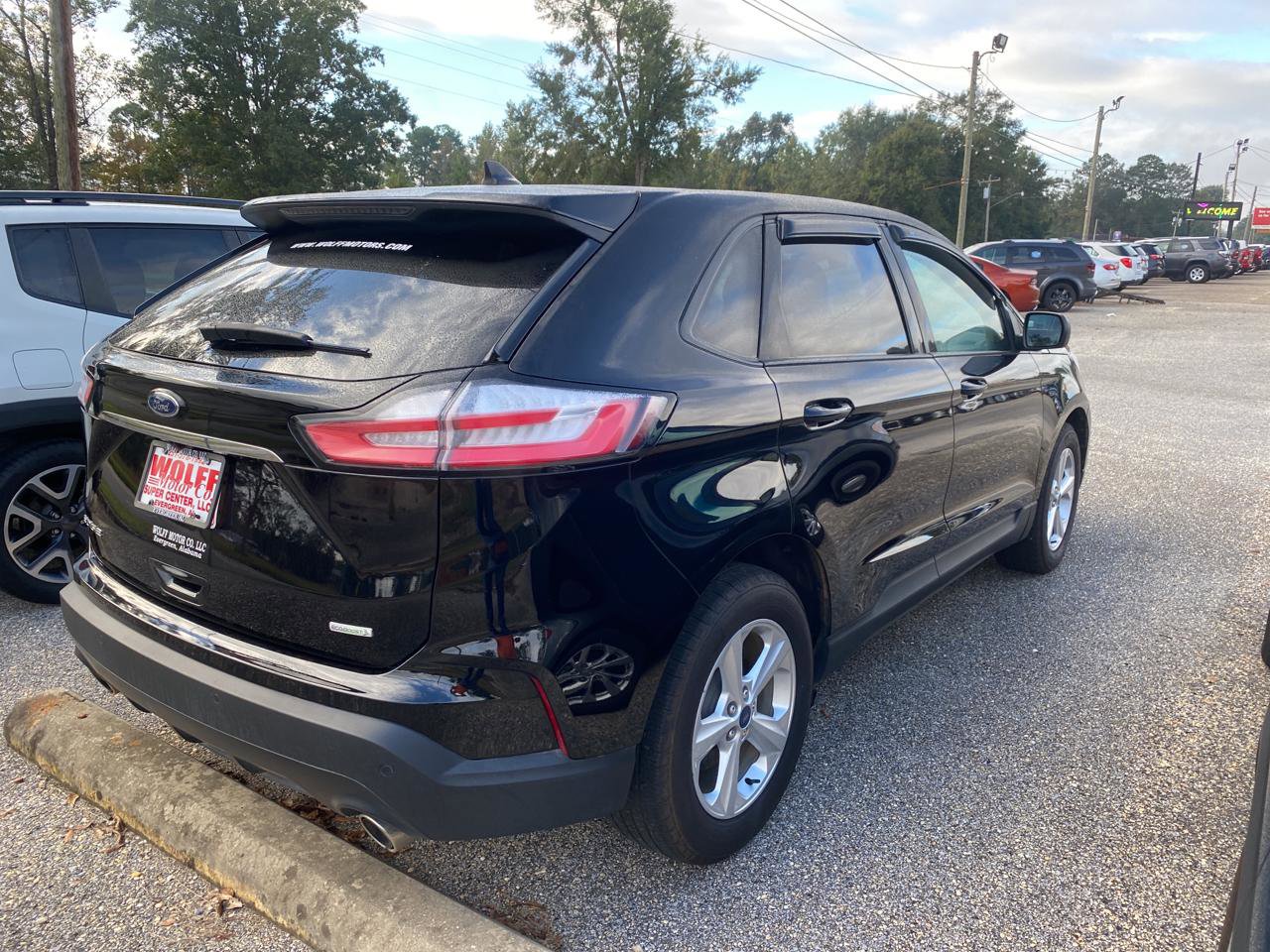 Used 2020 Ford Edge SE image 5