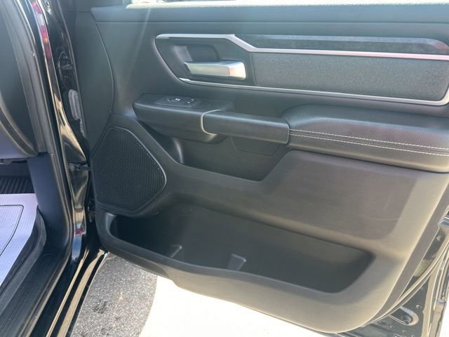Used 2022 RAM 1500 Big Horn AWD/4WD image 12