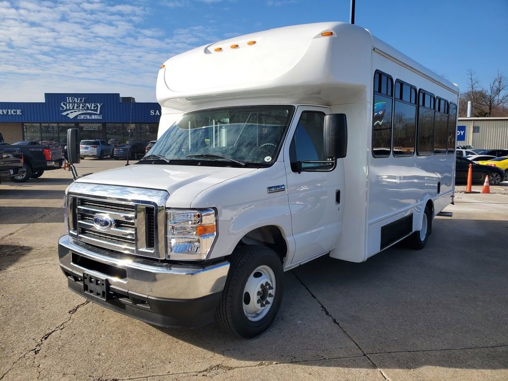 Used 2025 Ford E-350 and Econoline 350 Super Duty w/ Shuttle Bus Prep Package image 2