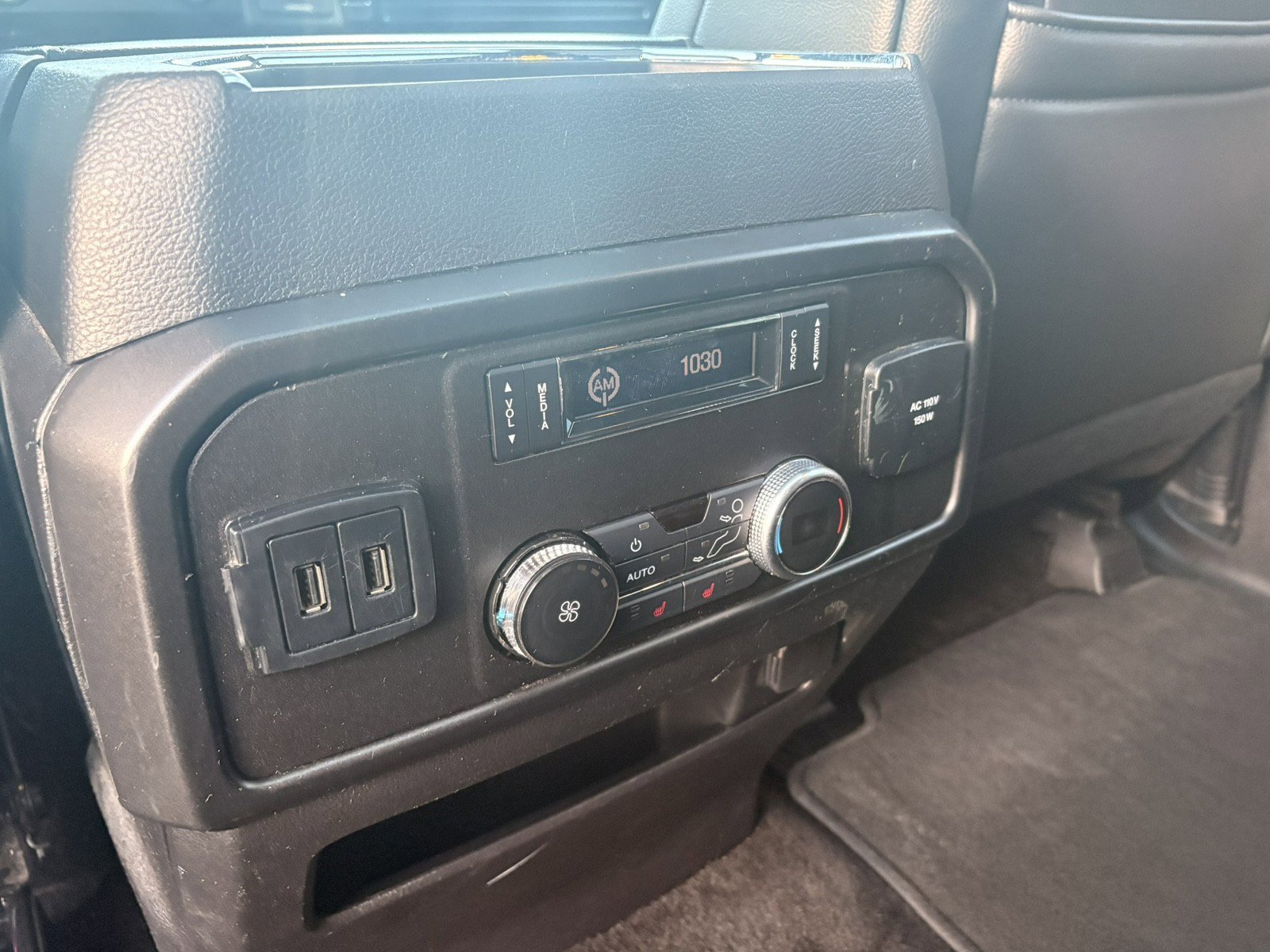 Used 2018 Ford Expedition Max Limited image 19