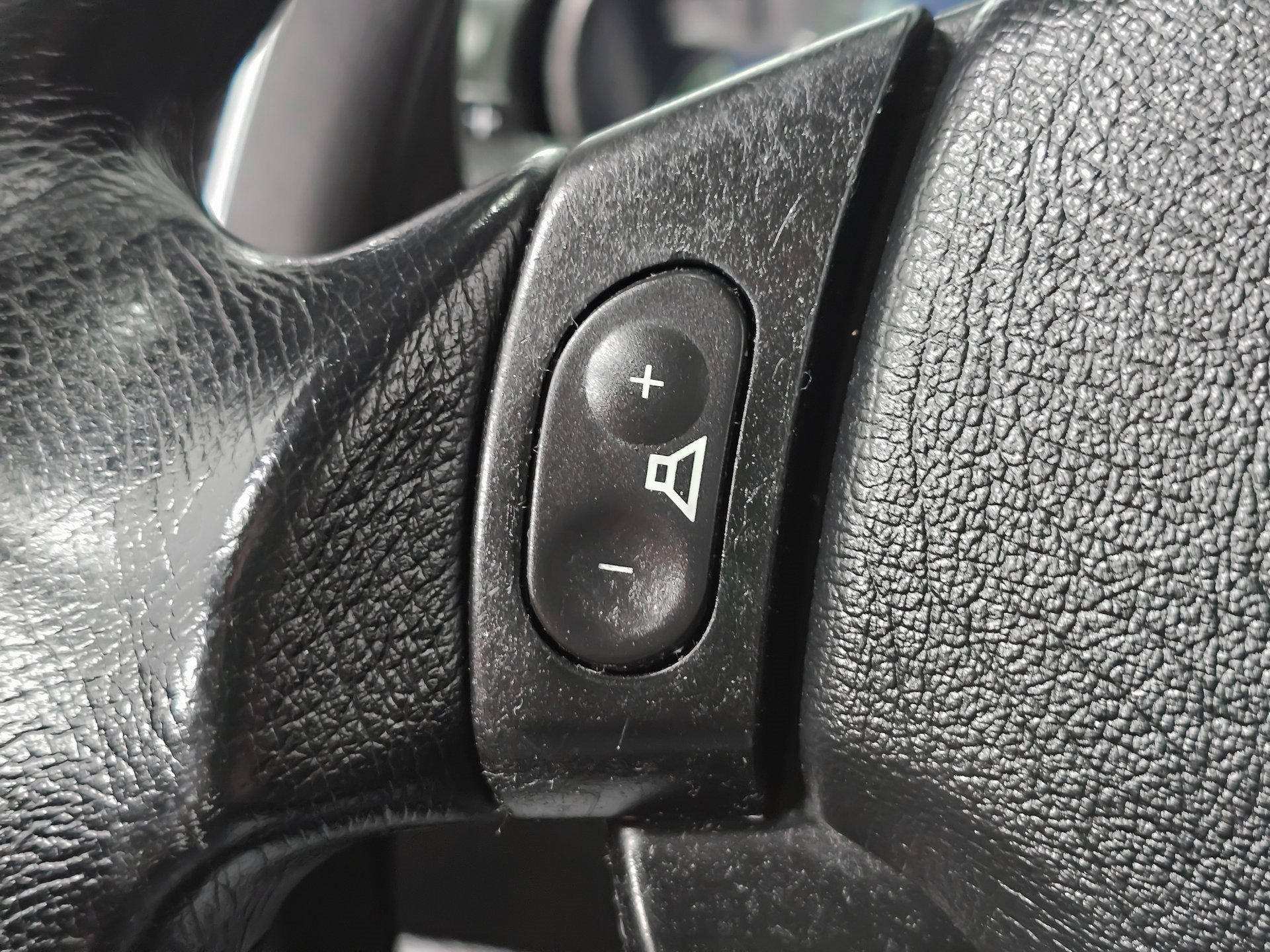 Used 2013 Maserati GranTurismo Sport image 26