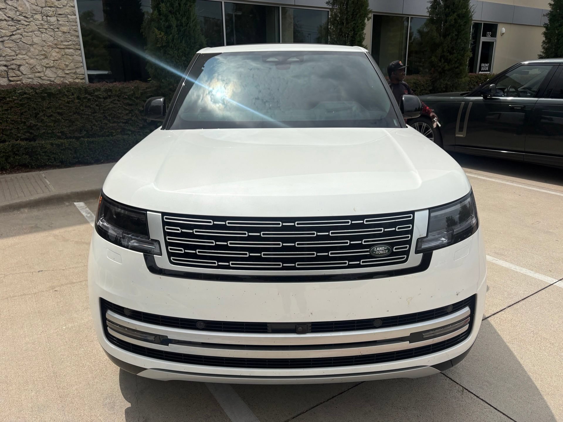 Used 2025 Land Rover Range Rover Autobiography AWD/4WD image 2