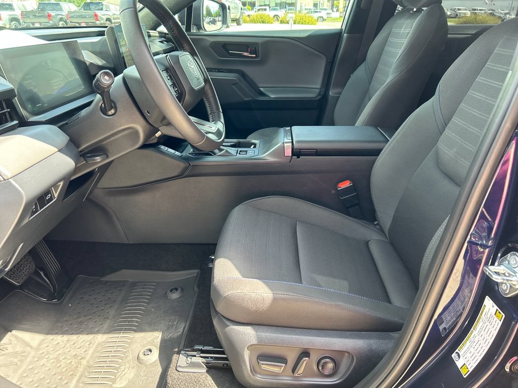 Certified 2026 Toyota RAV4 SE w/ Convenience Package FWD image 10