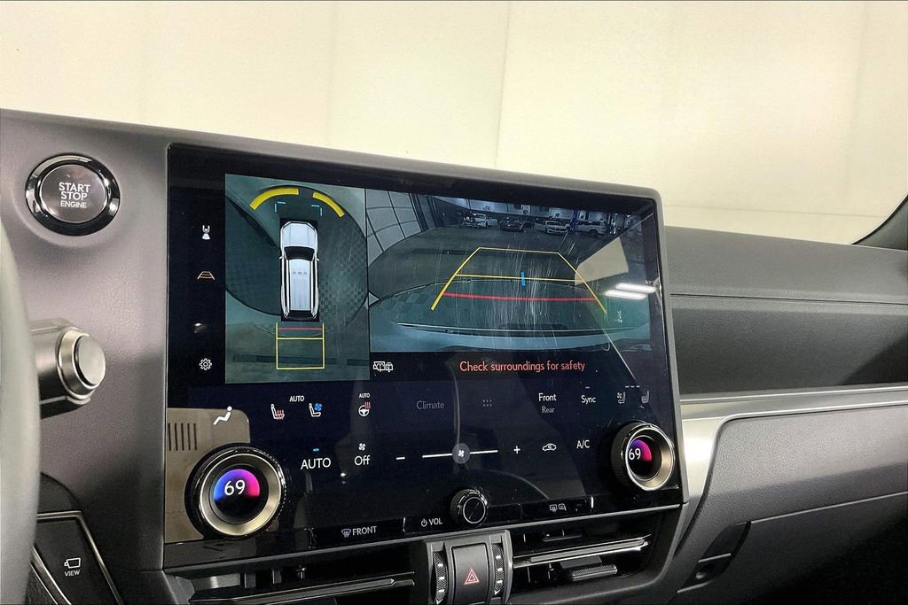 Used 2025 Lexus GX 550 image 30