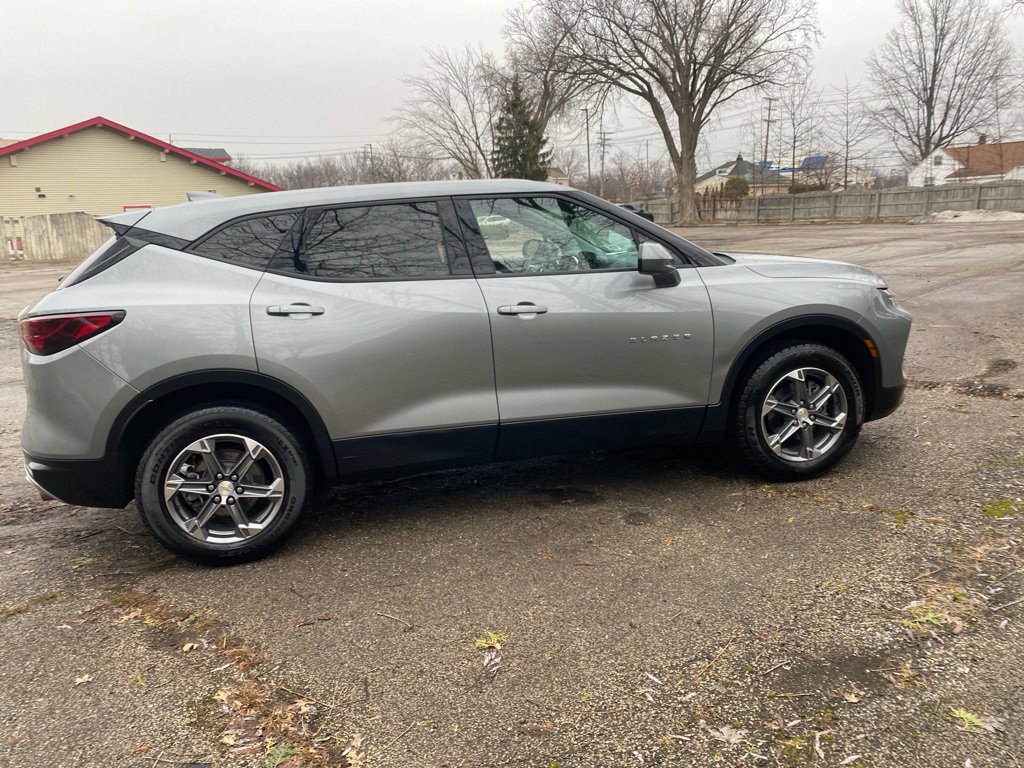 Used 2023 Chevrolet Blazer LT w/ Driver Confidence Package image 6