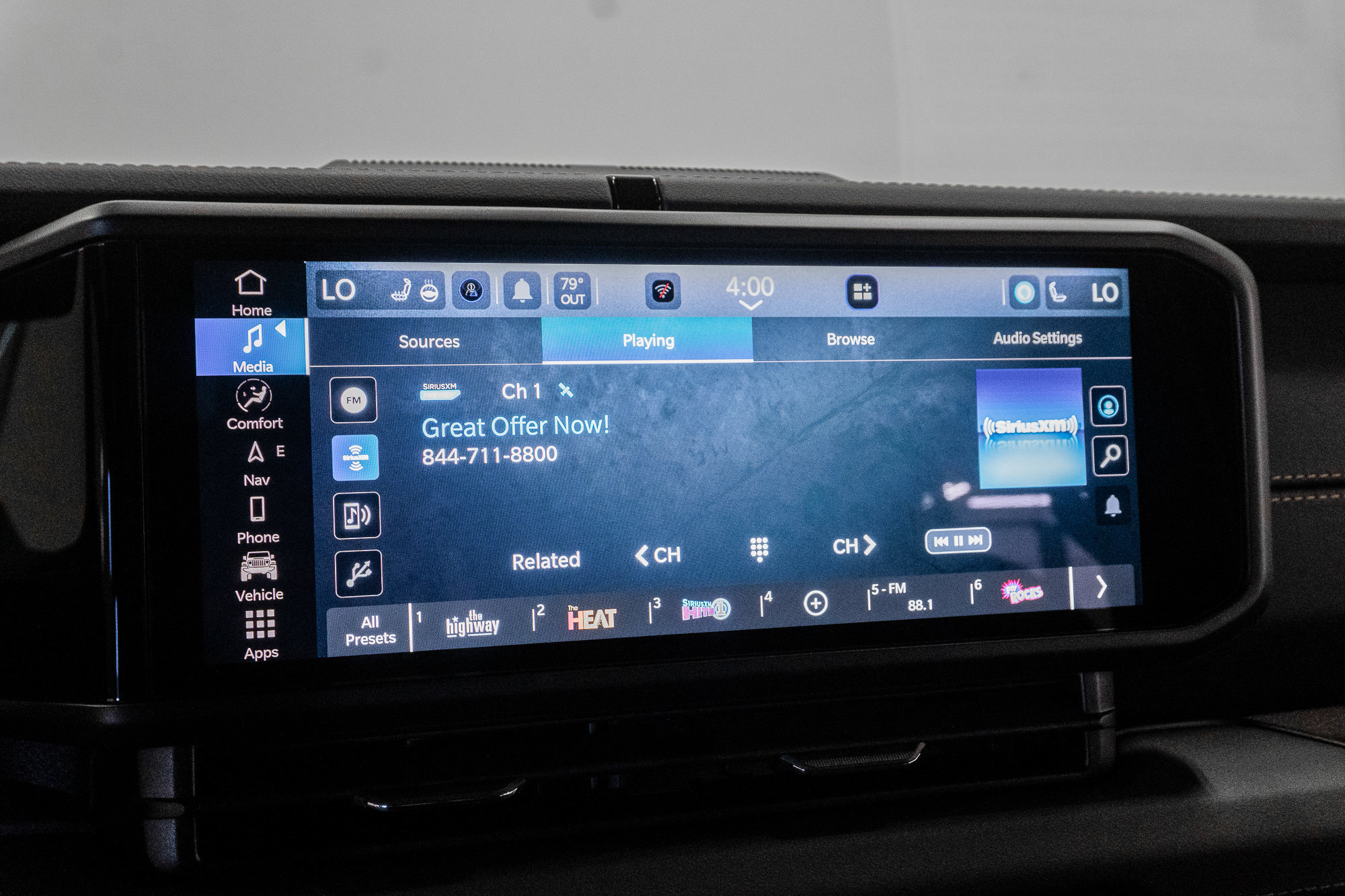 New 2027 Jeep Wrangler Unlimited Sahara AWD/4WD image 18