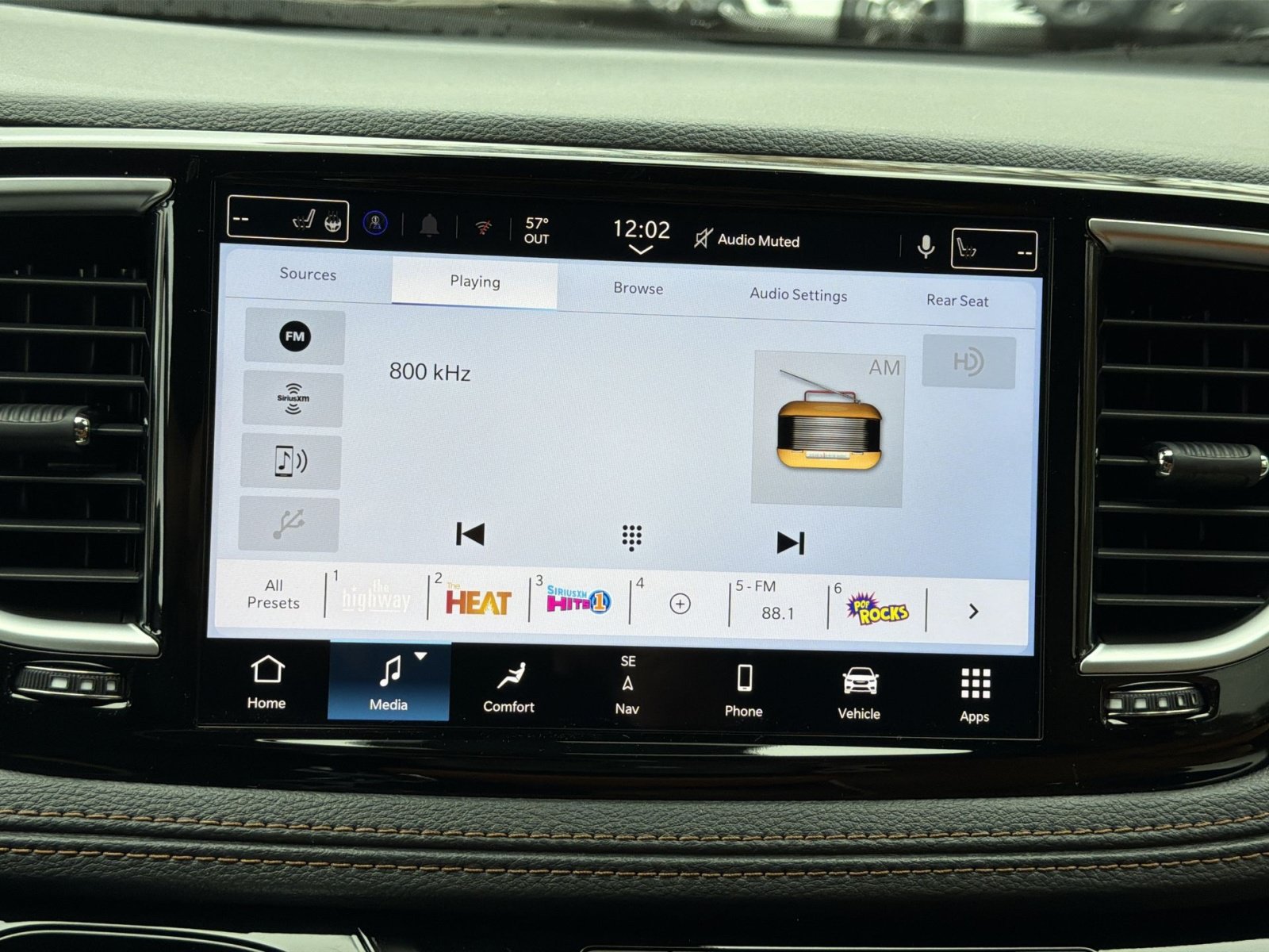New 2026 Chrysler Pacifica Pinnacle FWD image 18