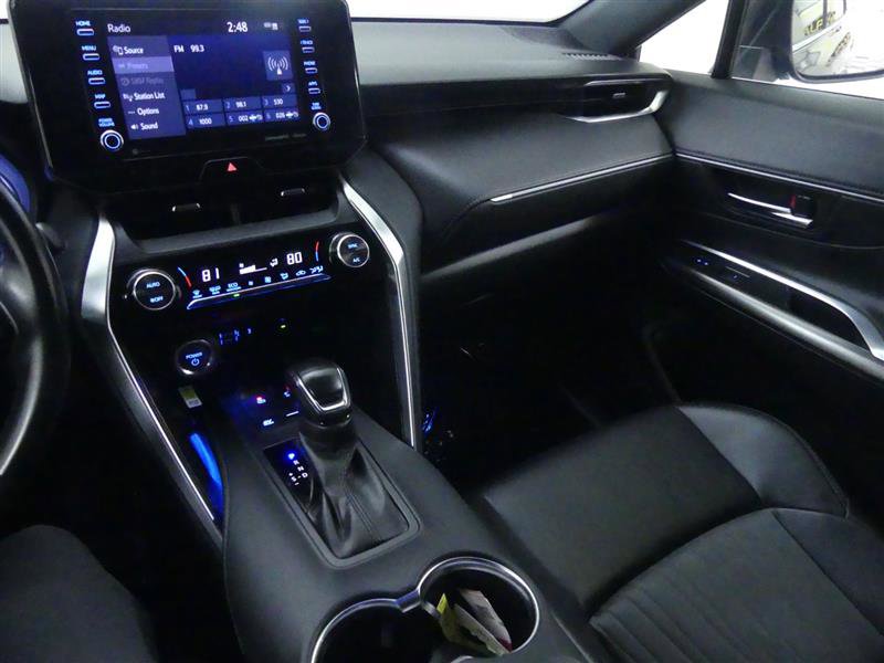 Used 2021 Toyota Venza XLE image 13