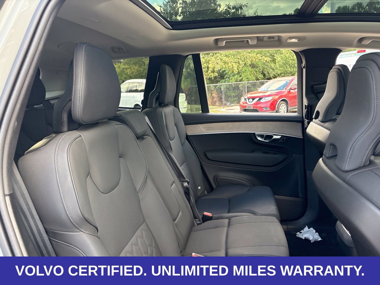 Certified 2026 Volvo XC90 B6 Plus AWD/4WD image 10