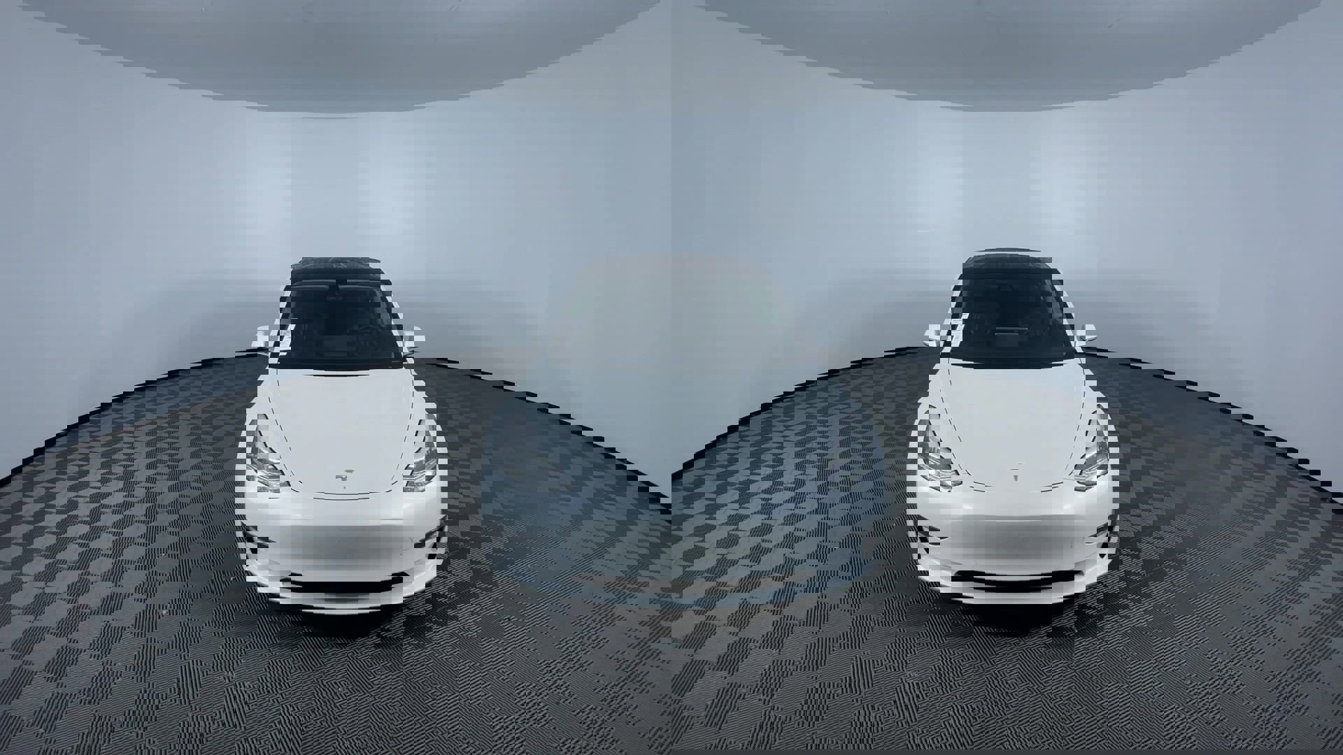 Used 2020 Tesla Model 3 Performance image 3