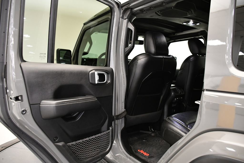 Used 2021 Jeep Wrangler Unlimited Sahara image 36
