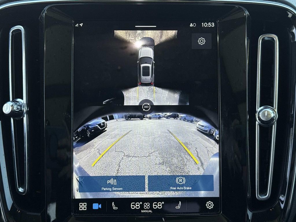 Used 2024 Volvo XC40 B5 Plus image 41