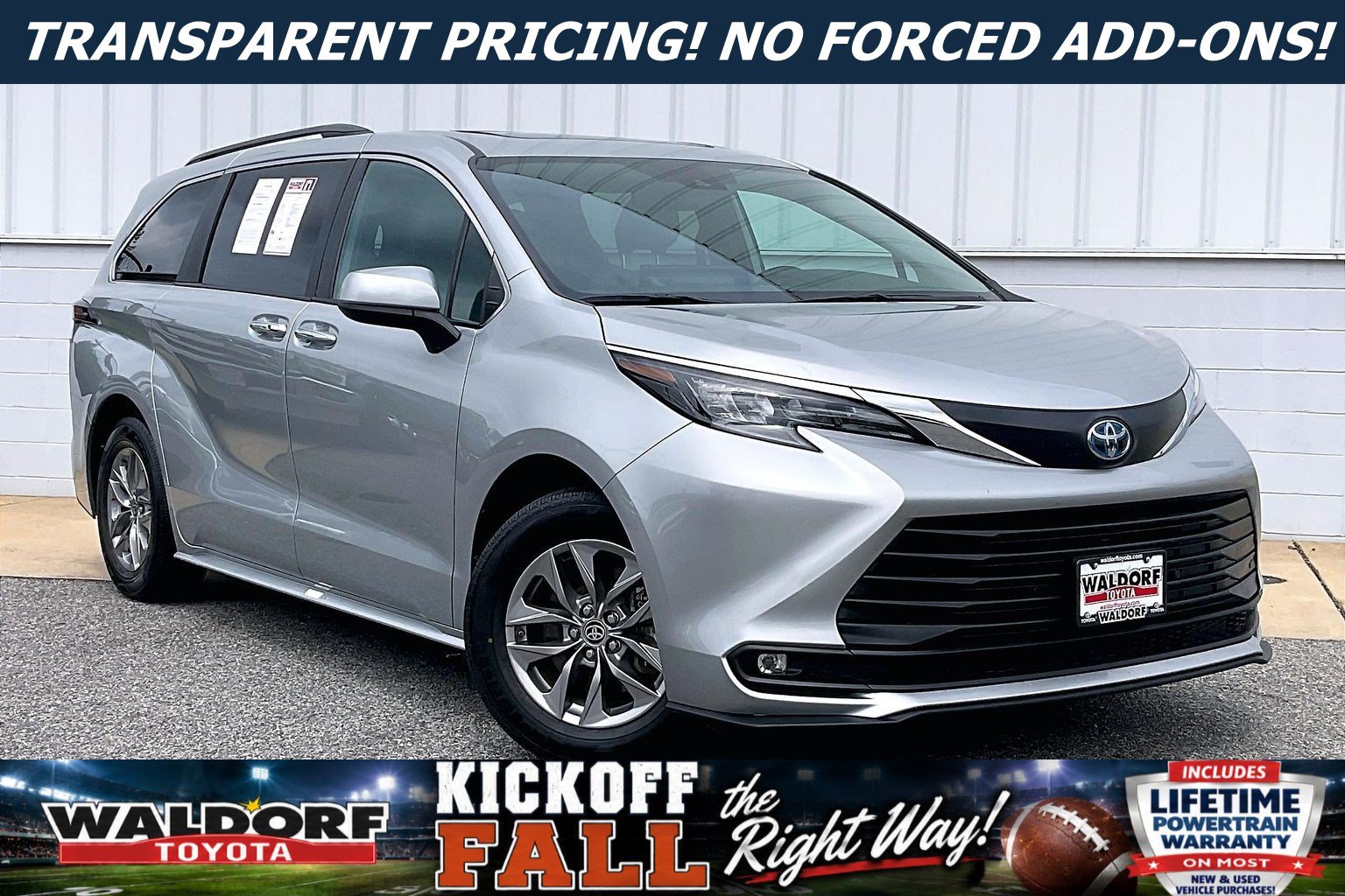 Used 2025 Toyota Sienna XLE