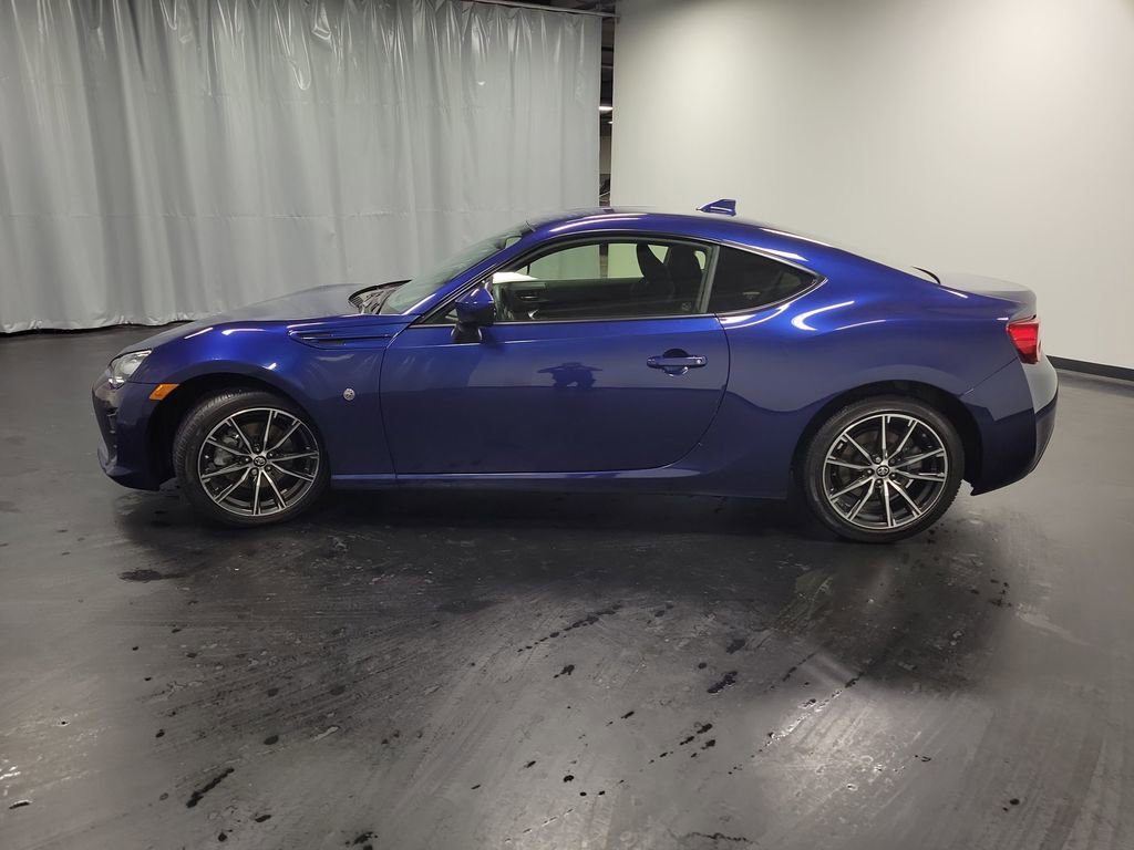 Used 2020 Toyota 86 image 5