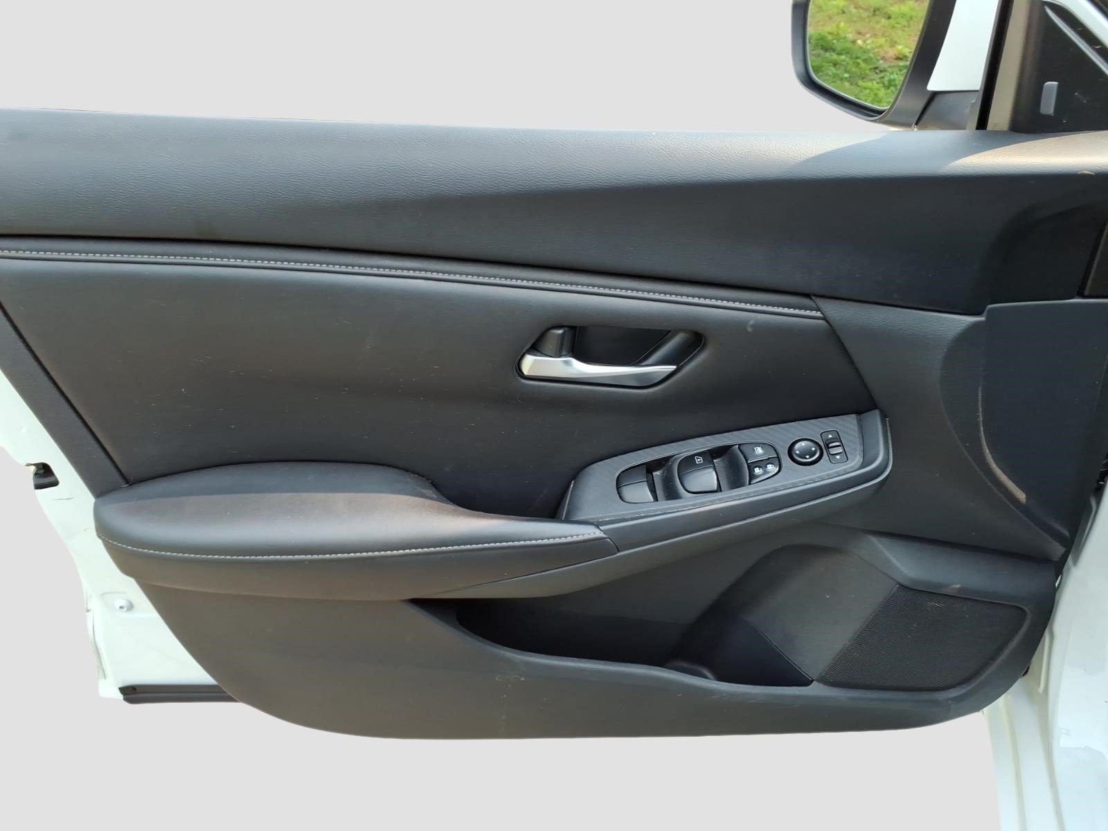 Used 2023 Nissan Sentra S FWD image 19