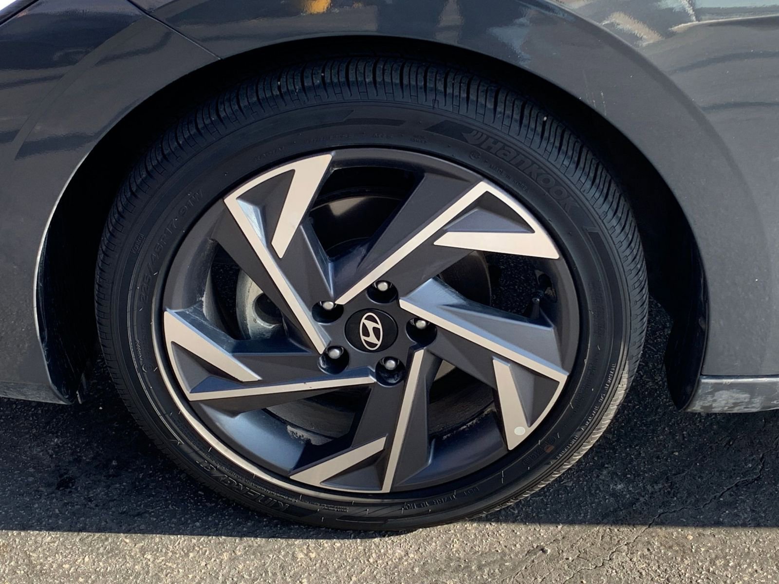 Used 2025 Hyundai Elantra SEL image 29