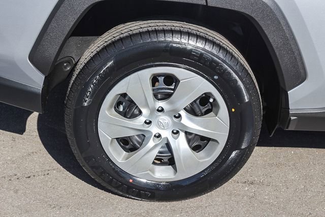 Used 2021 Toyota RAV4 LE w/ Carpet Mat Package (TMS) image 13