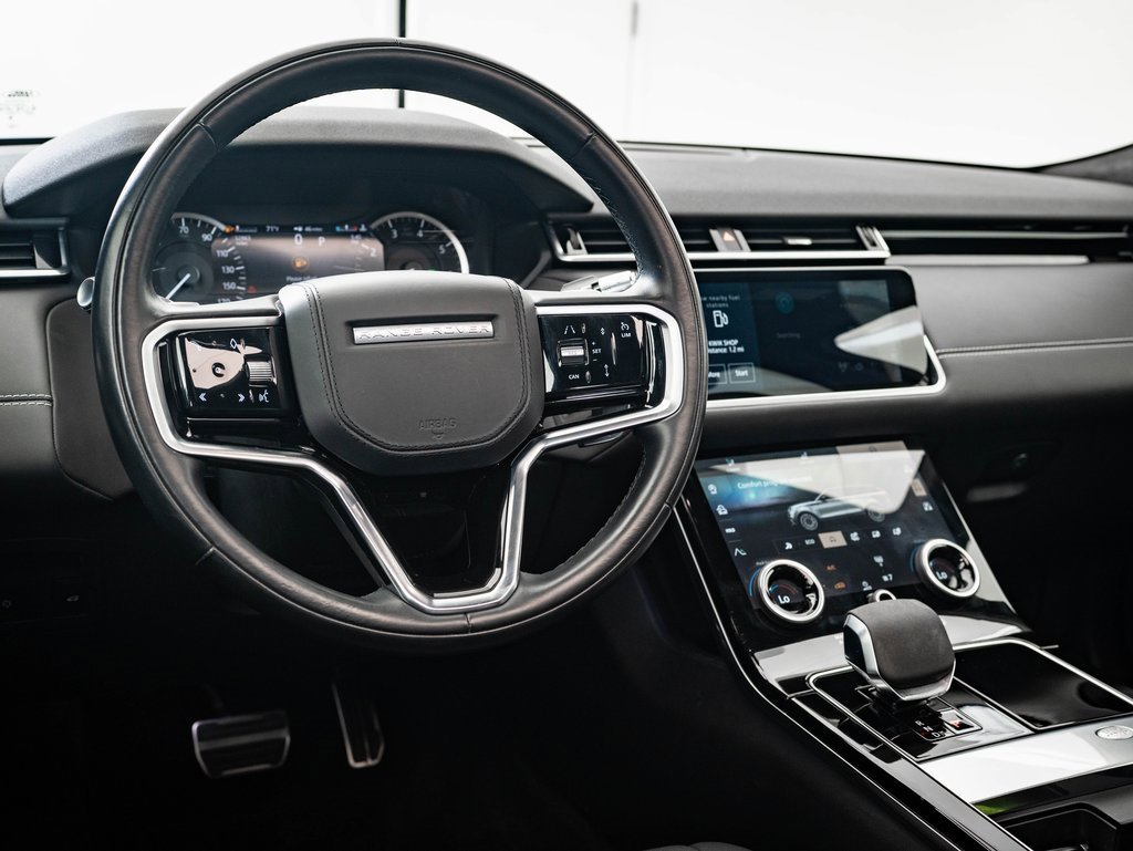 Used 2022 Land Rover Range Rover Velar S image 4