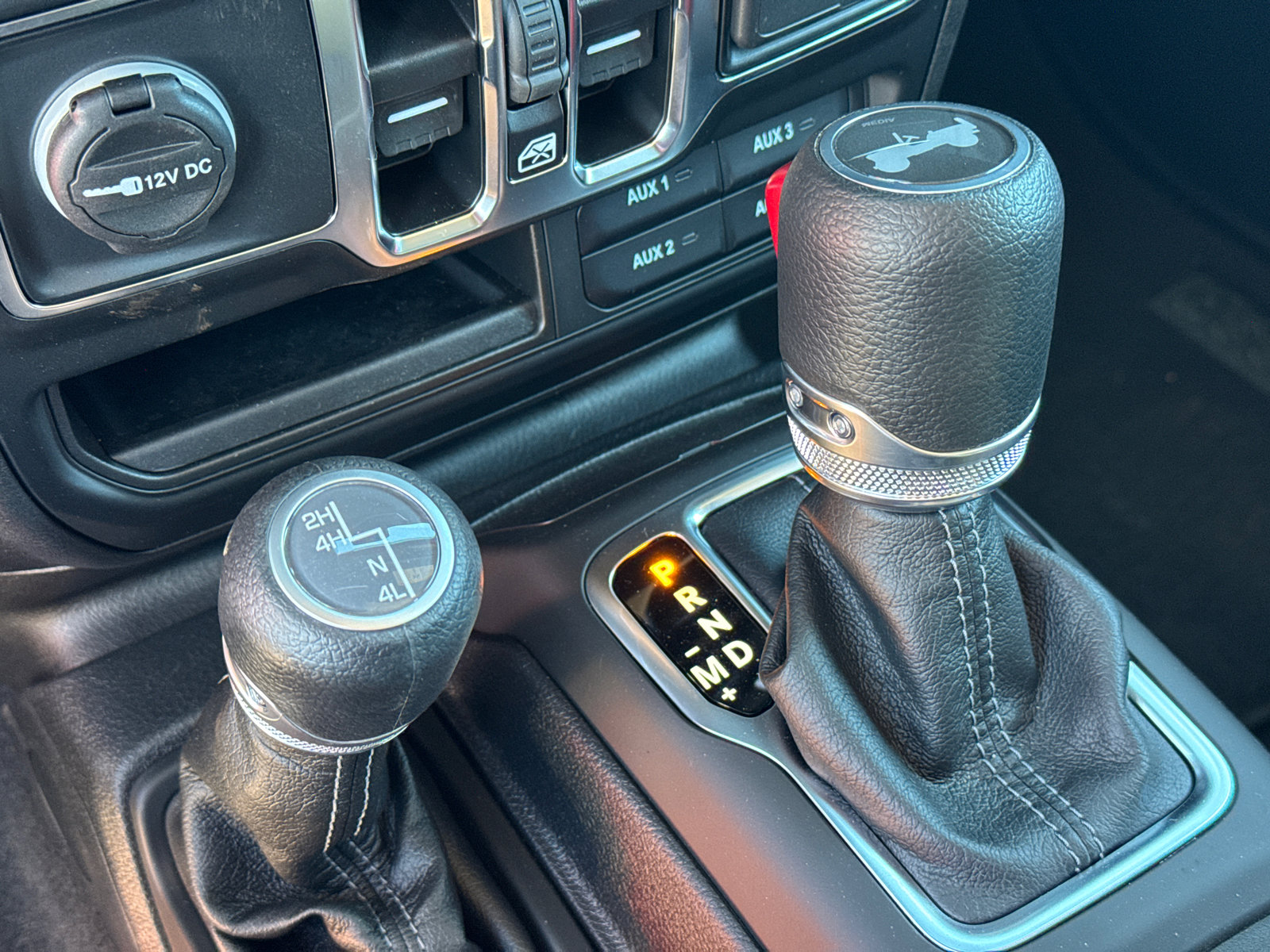 New 2025 Jeep Wrangler Sport S image 25