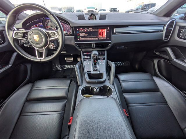 Used 2022 Porsche Cayenne S Platinum image 13