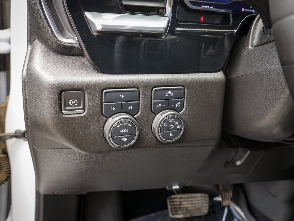 Used 2024 Chevrolet Silverado 2500 LT w/ Convenience Package AWD/4WD image 21