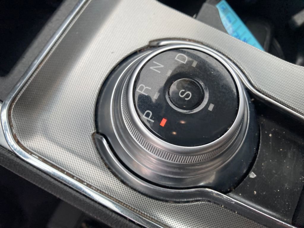 Used 2022 Ford Edge Titanium image 28