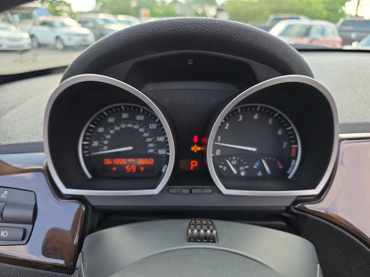 Used 2008 BMW Z4 3.0i RWD image 11
