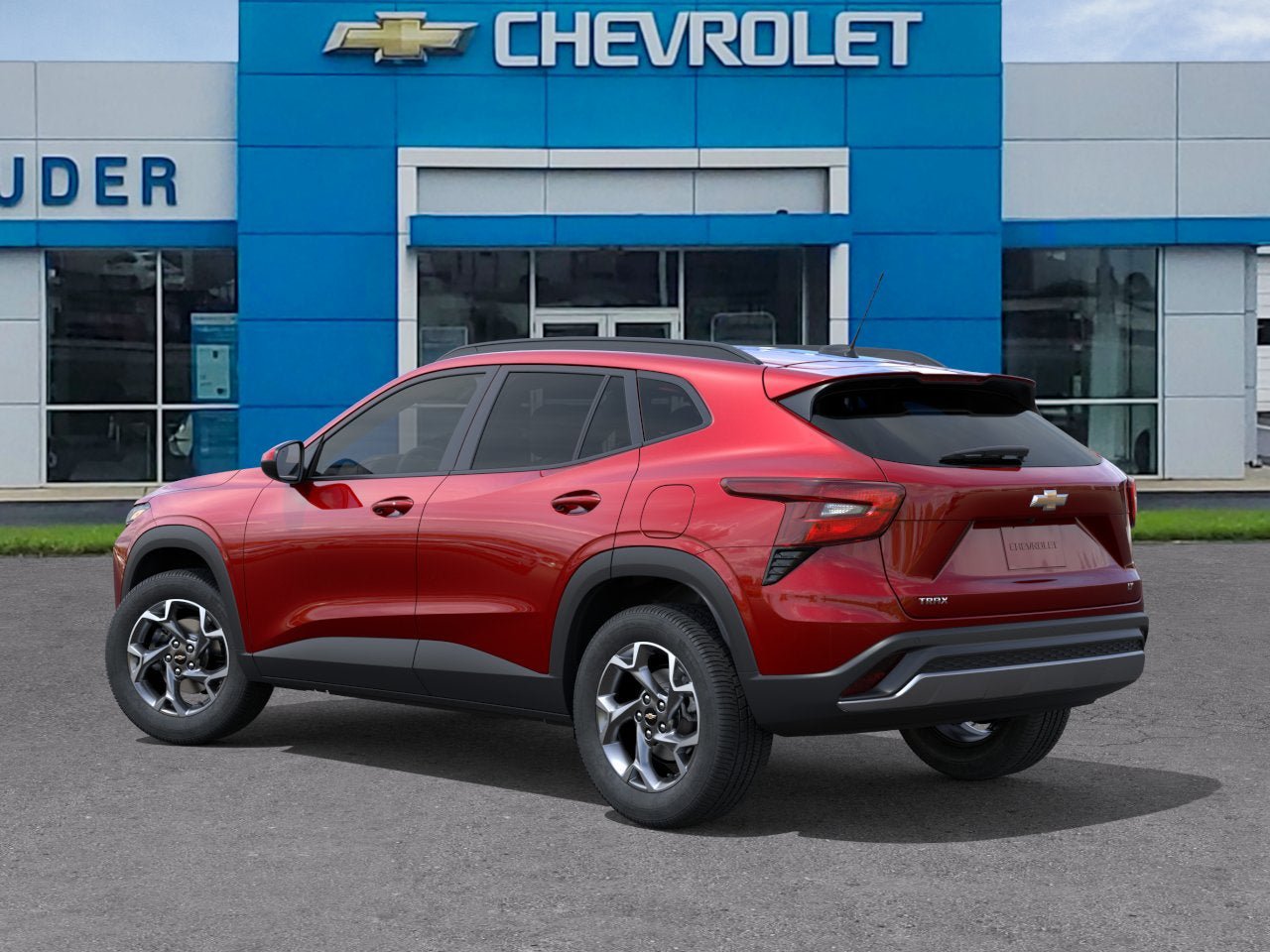 New 2026 Chevrolet Trax LT w/ Driver Confidence Package FWD image 3