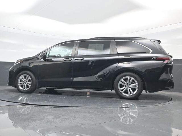 Used 2022 Toyota Sienna XSE AWD/4WD image 51