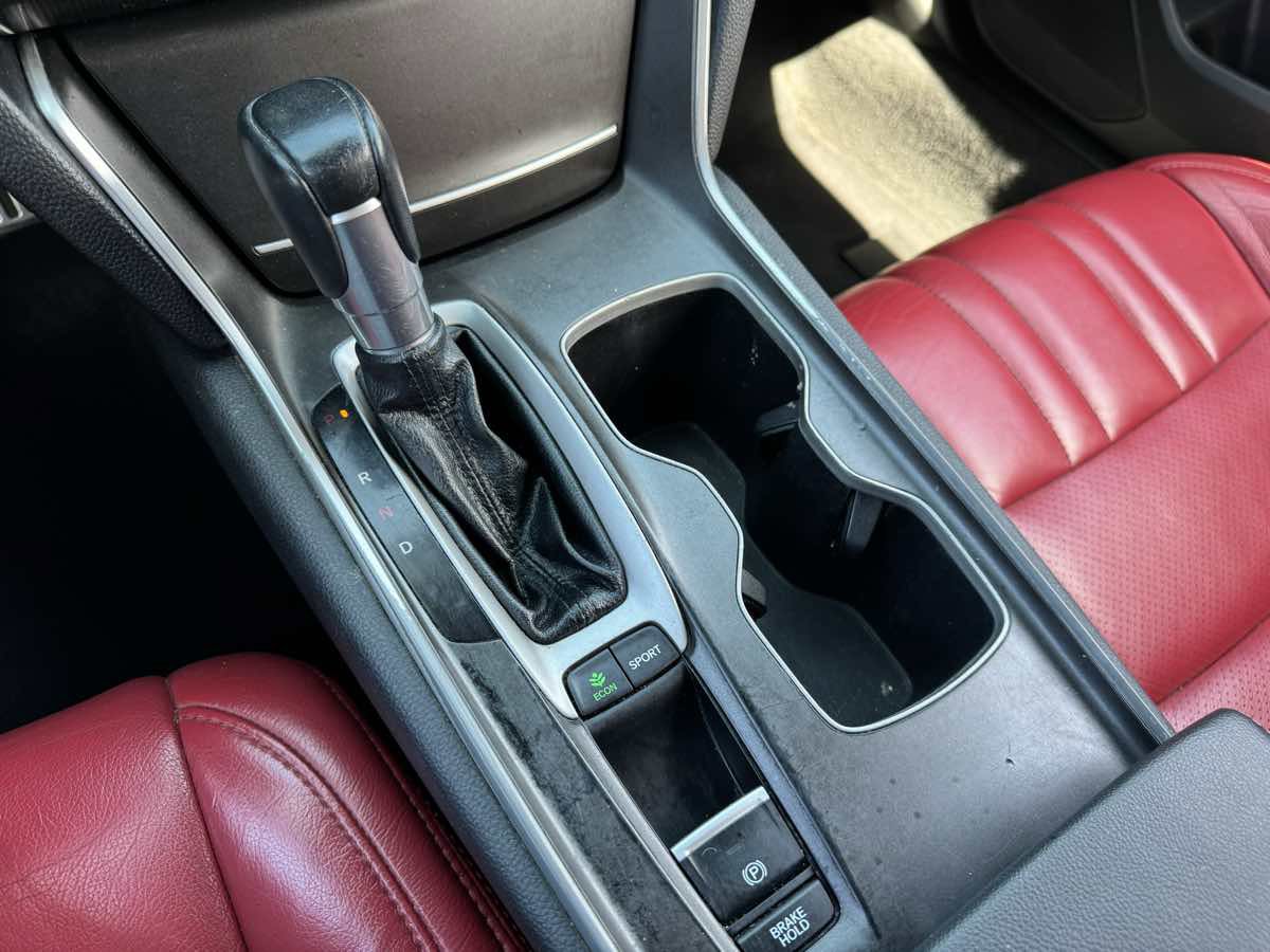 Used 2020 Honda Accord Sport image 30