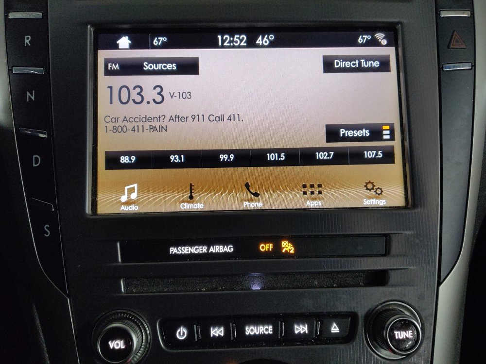 Used 2018 Lincoln MKZ Premiere FWD image 25