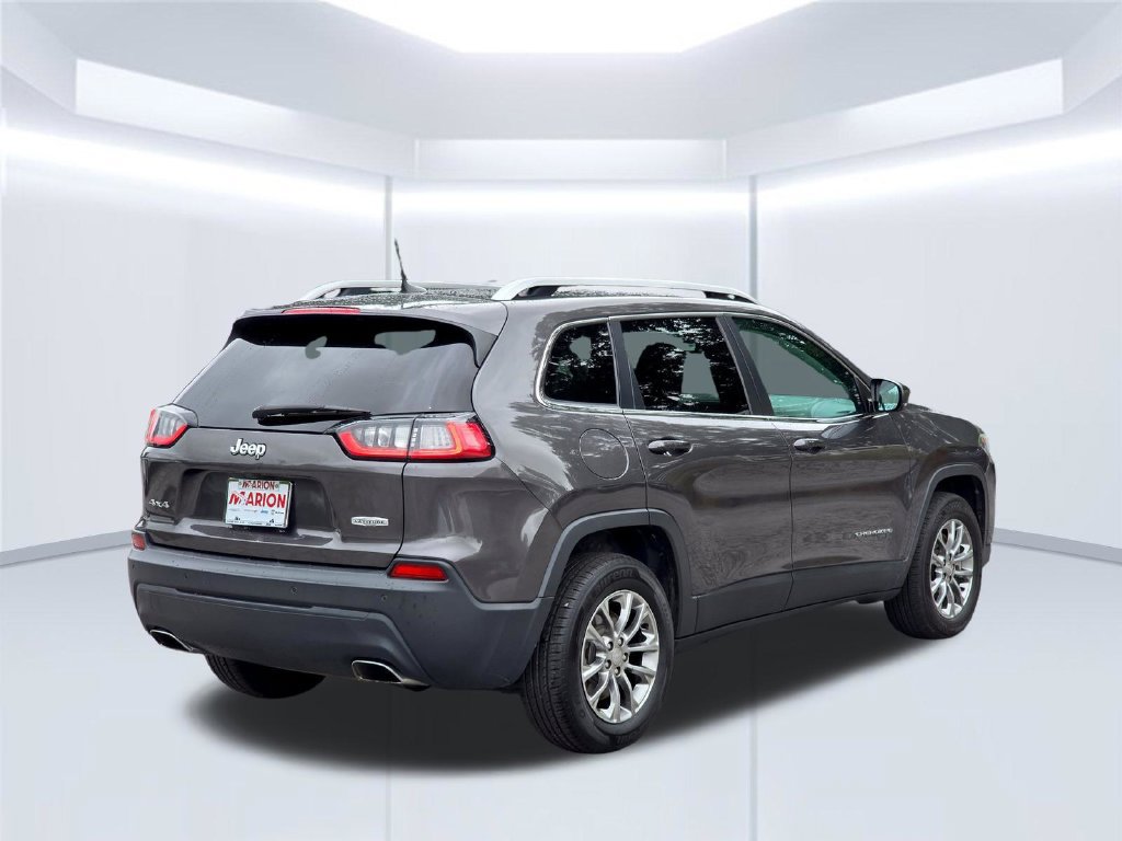 Used 2019 Jeep Cherokee Latitude Plus w/ Comfort/Convenience Group AWD/4WD image 18