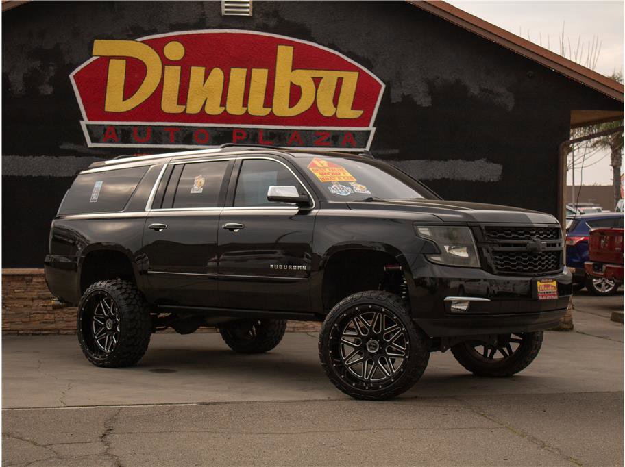 Used 2017 Chevrolet Suburban Premier image 5