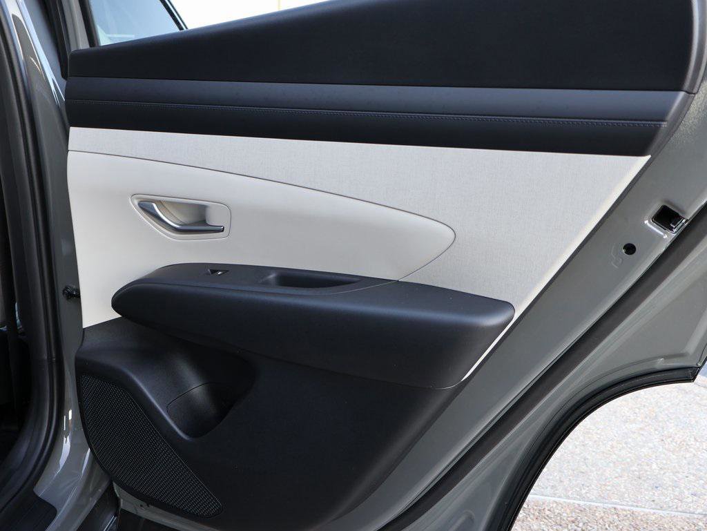 New 2026 Hyundai Tucson SEL image 12