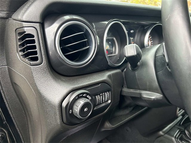 Used 2021 Jeep Wrangler Unlimited Sahara image 20